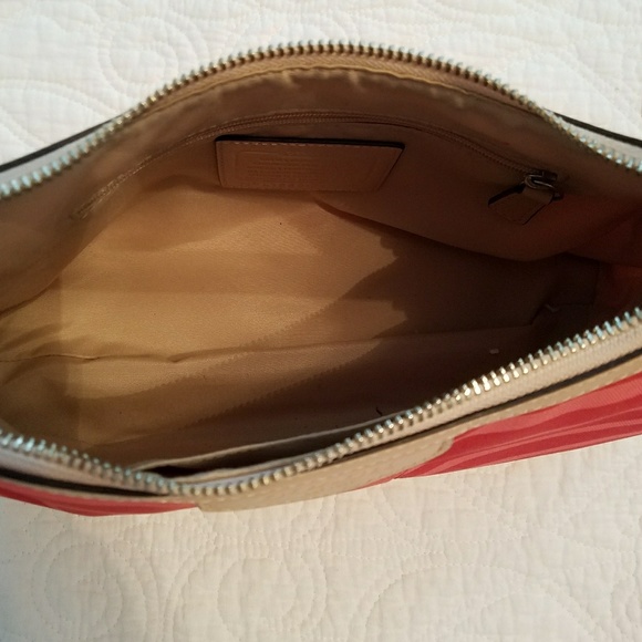 Coach Bag - Picture 4 of 4